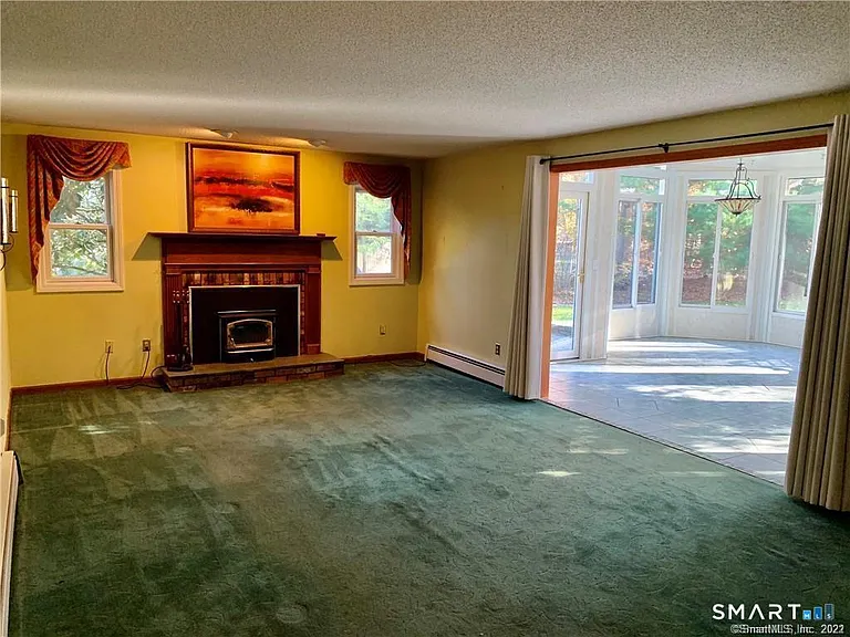 121 Rockledge Dr — Photo 10