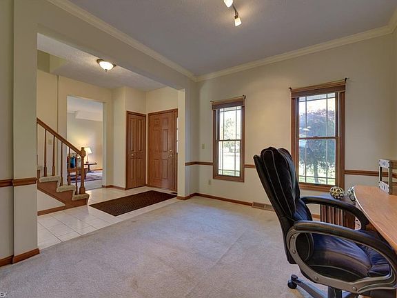 5th image of 2116 Farmington Turn