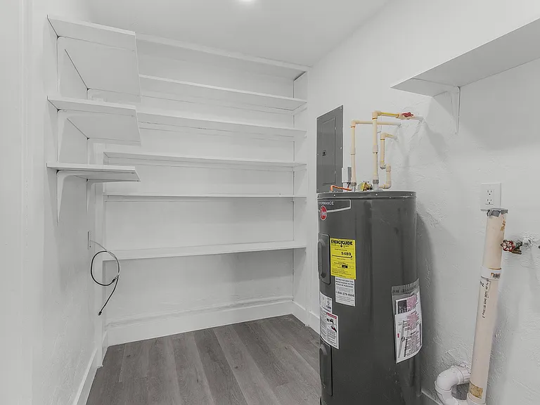 22163 Hernando Ave — Photo 10