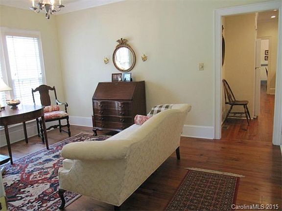 3rd image of 102 General Joseph Wheeler St