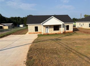 3216 Phillips Rd, Lanett, AL 36863