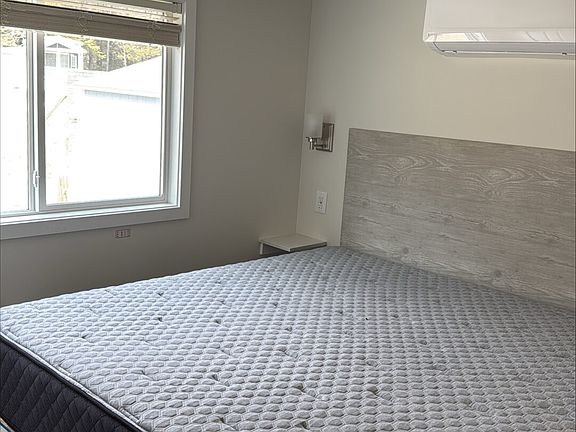 ML 327 Bedroom