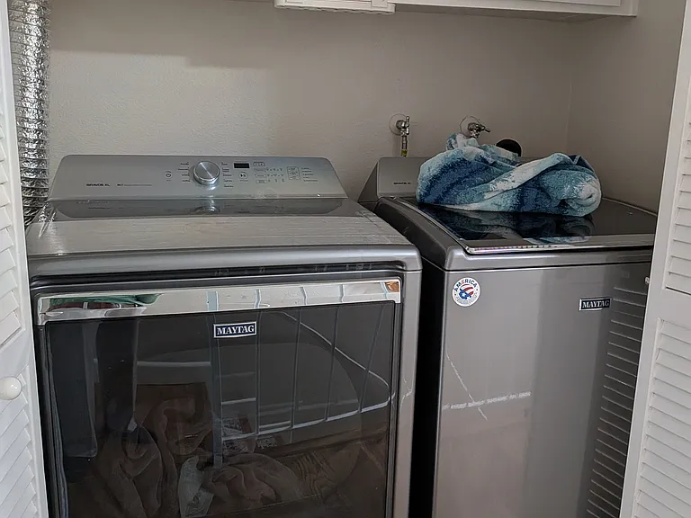 4919 Laurel Canyon Blvd #5 — Photo 18