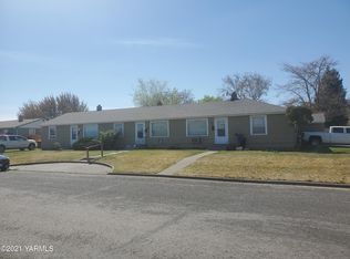 1302 S 6th Ave, Yakima, WA