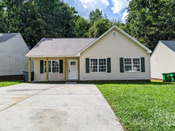 2227 Blue Hampton Ln, Charlotte, NC 28213