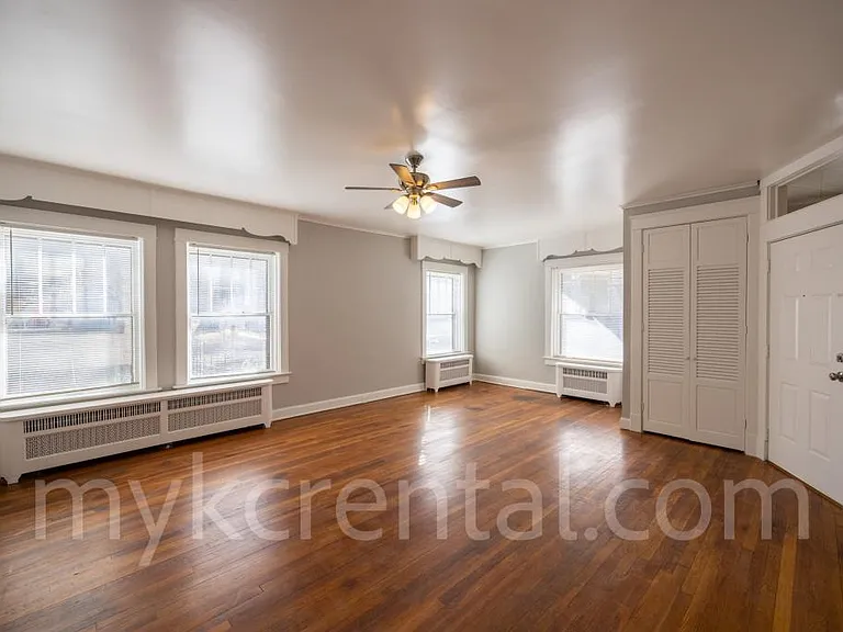 17 S 17th St — Photo 7