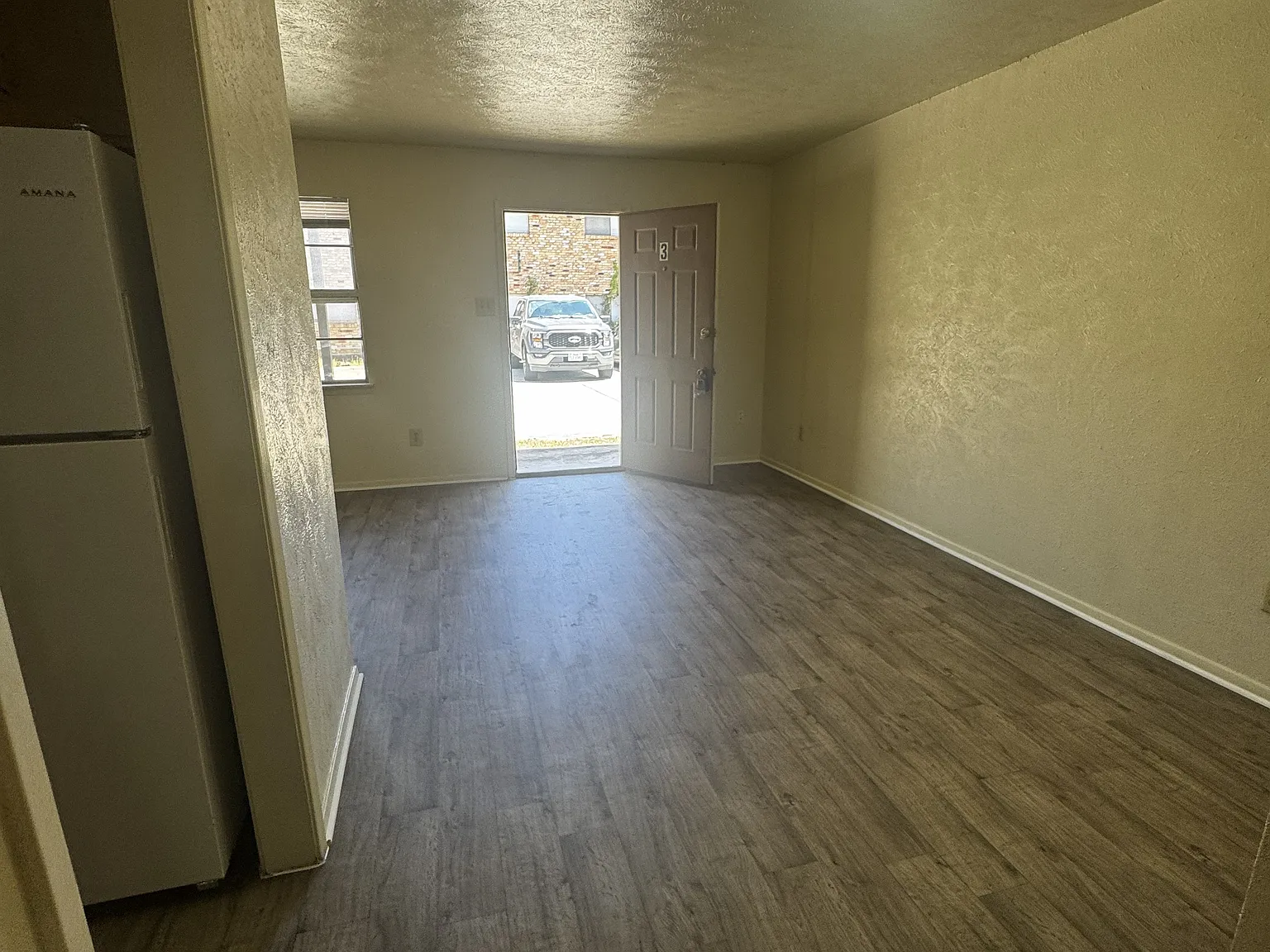 1 bed, 610 sqft, $825 — Photo 3