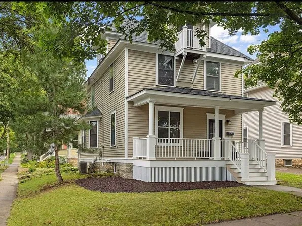 301 Center St, Mankato, MN 56001