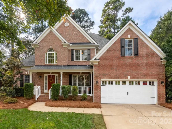 10238 Willow Rock Dr, Charlotte, NC 28277