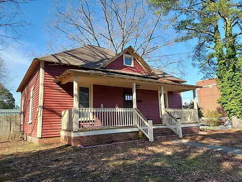 411 N Steele St Photo 1