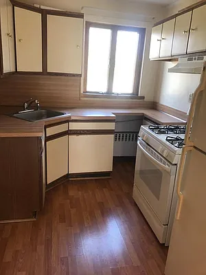 Rented by Expert Realty | media 31