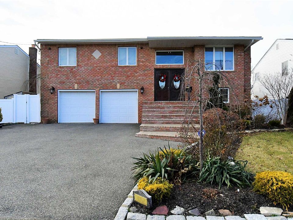 1st image of 3052 E Driftwood Lane