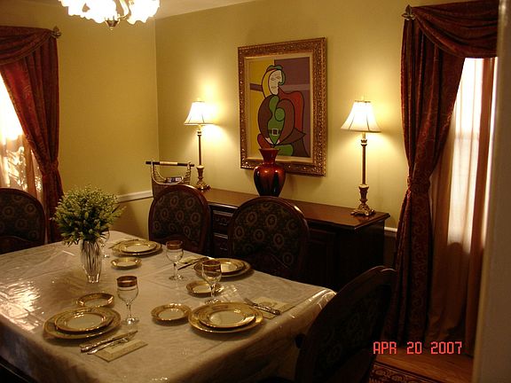 4th image of 467 Essex Ave