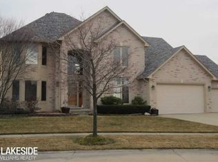 46778 Albany Dr, Macomb, MI 48044