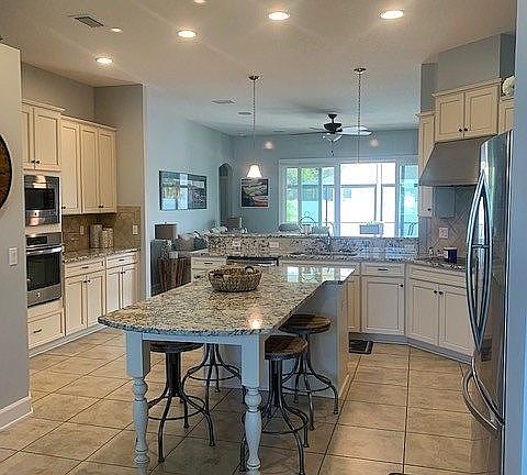 2nd image of 33026 Sawgrass Parke Pl