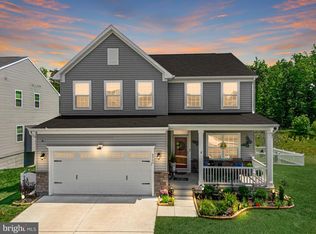 8903 Maple Run Dr, Fredericksburg, VA 22407