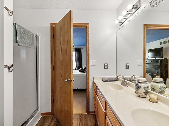 5th image of 2807 Ashland Ct