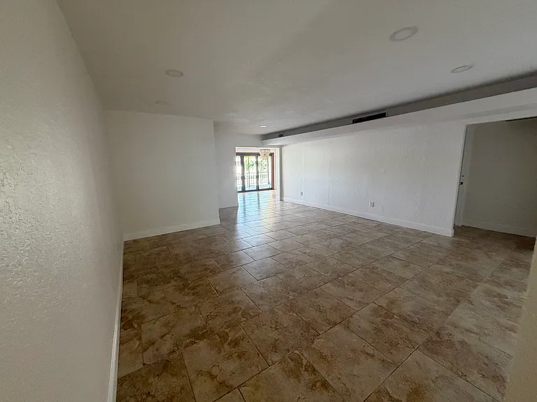15412 Sharpecroft Dr — Photo 6