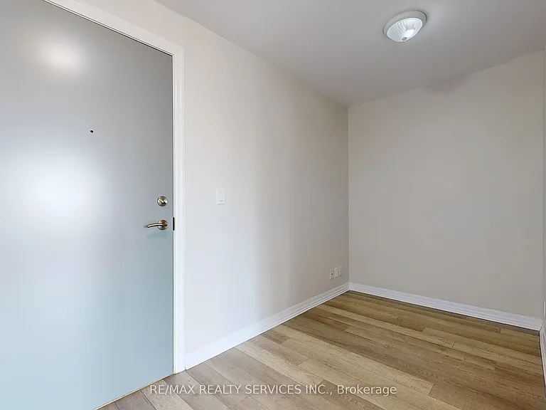 80 Esther Lorrie Dr #415 — Photo 20