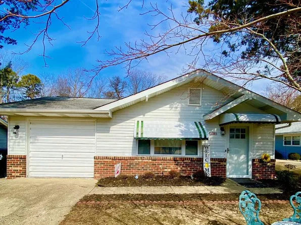 238 Elmtowne Blvd, Hammonton, NJ 08037