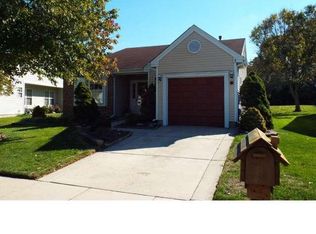 676 Cascade Dr S, Mount Laurel, NJ 08054