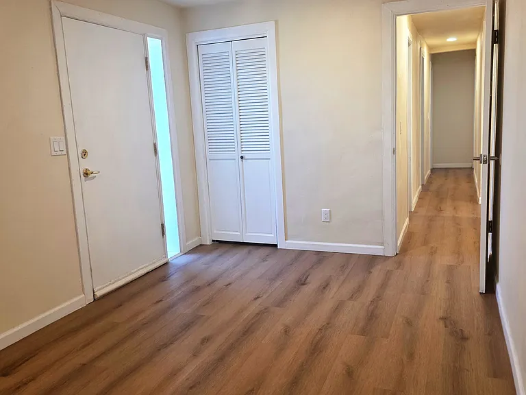 435 E Drachman St — Photo 23