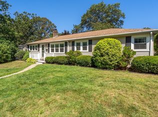 12 Thomas St, Walpole, MA 02081