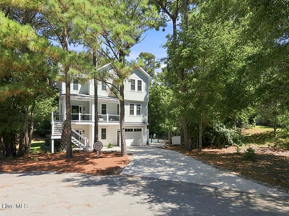 2nd image of 9808 Outrigger Court