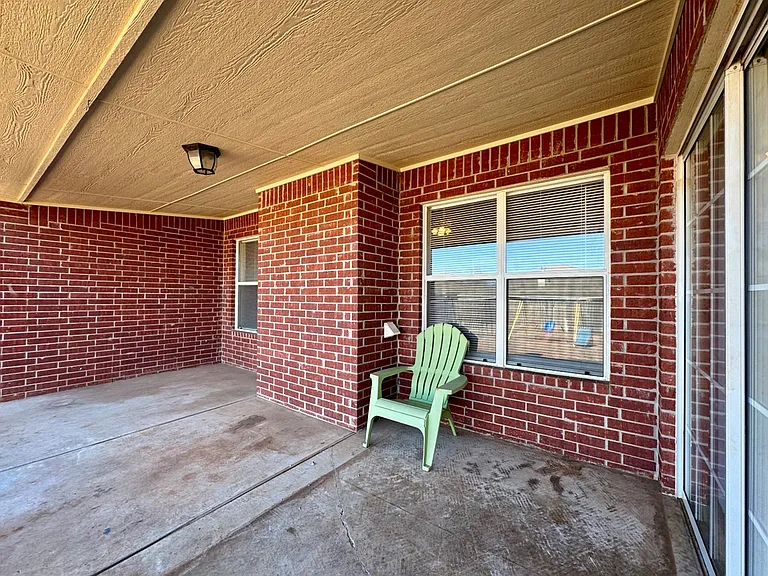 8221 Greer Way — Photo 34