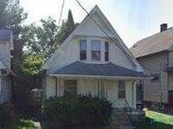 529 Valleywood Dr, Toledo, OH 43605