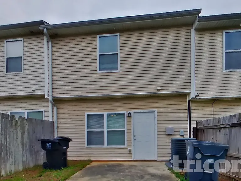 6300 Ellenwood Dr — Photo 17