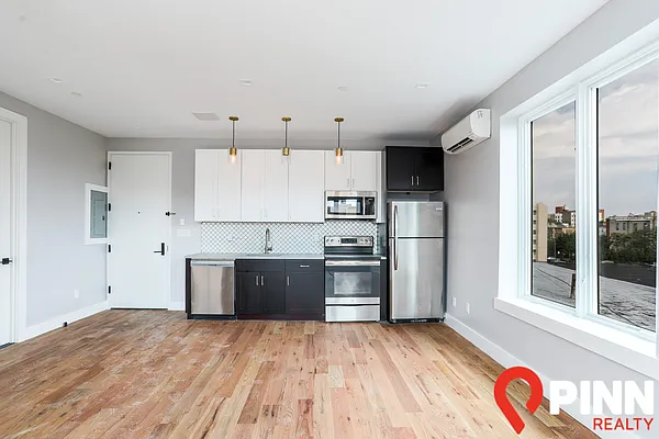 Rented by Pinn Realty | media 14