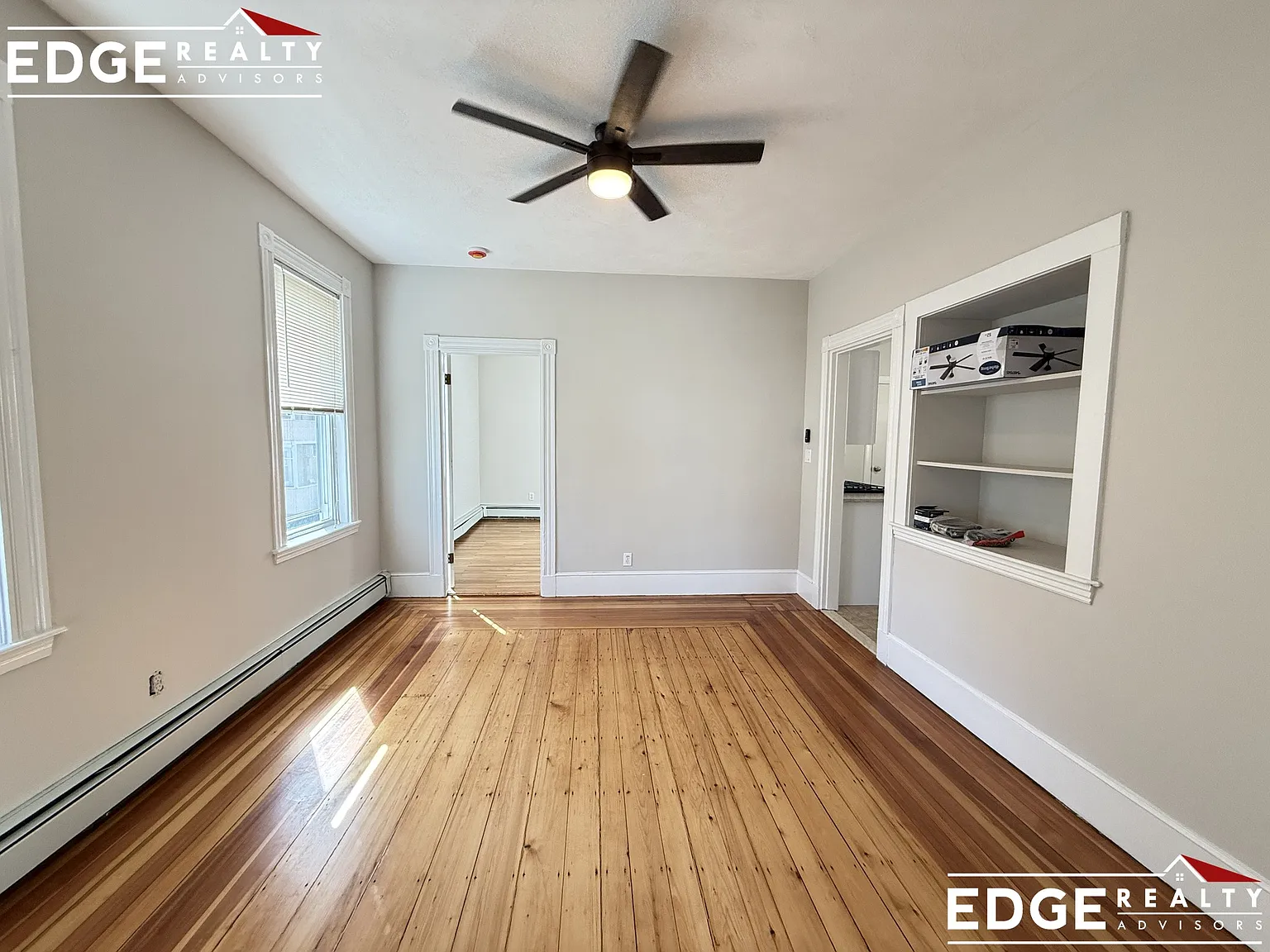 4 bed, 1600 sqft, $4,500 — Photo 4