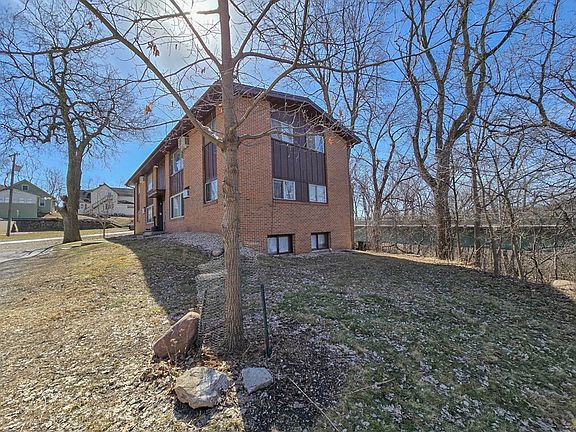 2nd image of 306 Haskell St