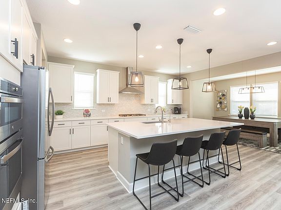 5th image of 93 TURKEY OAK Way