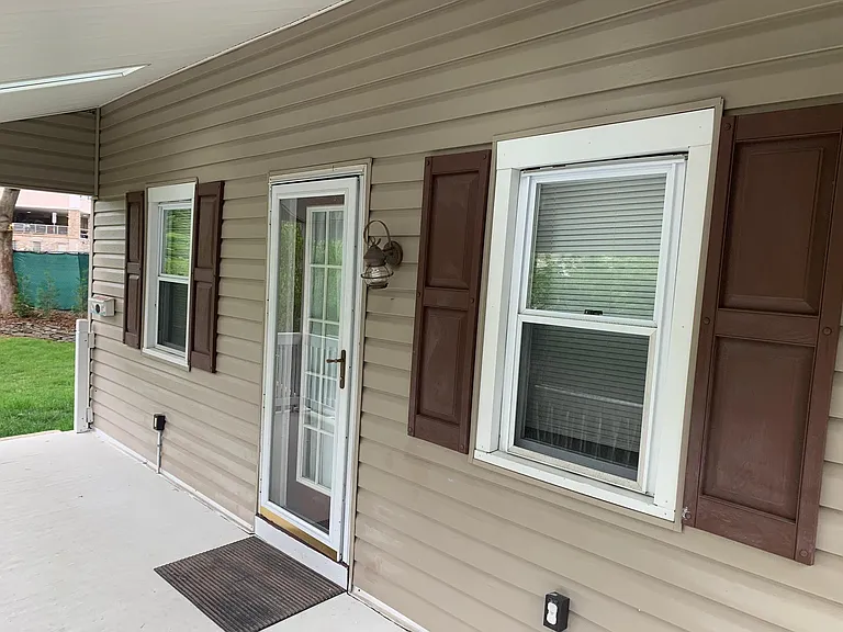 543 Old Lancaster Rd — Photo 2