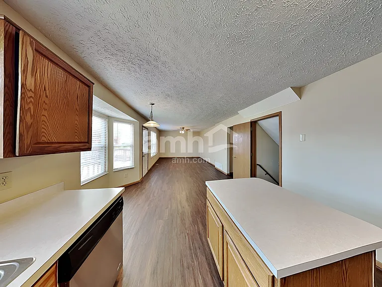 7080 Winchester Crossing Blvd — Photo 4