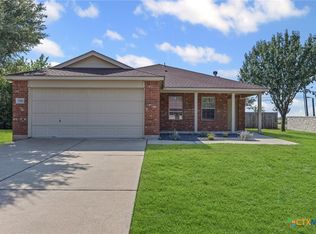 1516 Paint Brush Dr, Lockhart, TX 78644