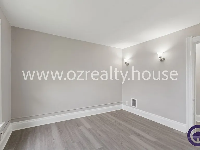 3241 Cherry St — Photo 17