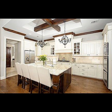 4th image of 5720 Barrington Ct