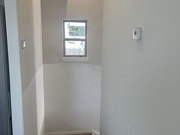 4th image of 1807 Green Jasper Pl