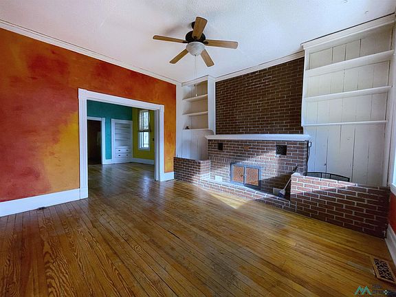 2nd image of 323 Street St
