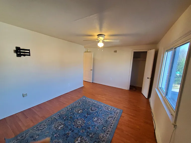702 S Penn St — Photo 10