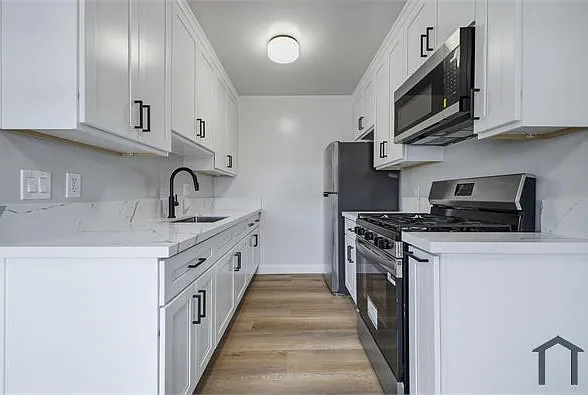 1511 Corinth Ave #7 — Photo 10