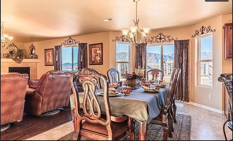 2342 Spring Blossom Dr — Photo 4