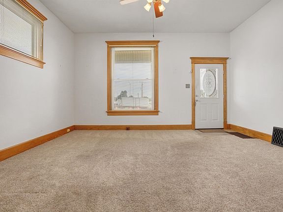 5th image of 2602 Pennsylvania St
