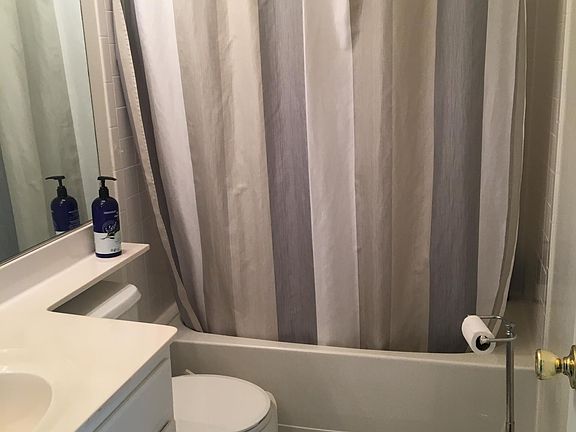 4th image of 2518 Woodrow Wilson Dr