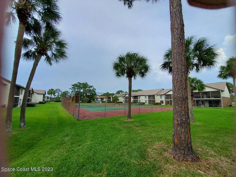 1515 Huntington Ln #613