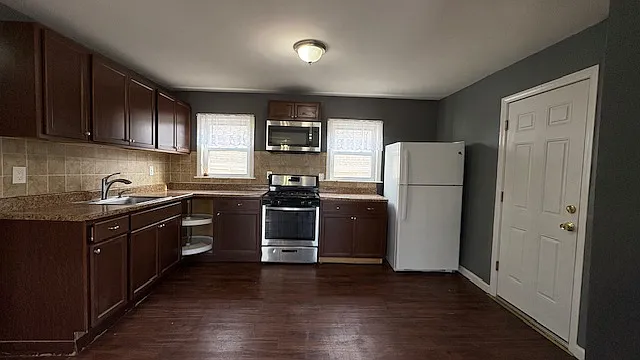 25 Baldwin Ave #3 — Photo 14
