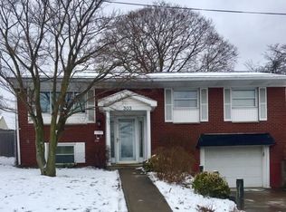 303 Penn Ave, Mingo Junction, OH